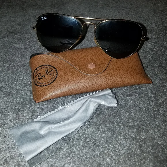Ray Ban Aviator Large Frame Sunglasses L0205. - Picture 3 of 7